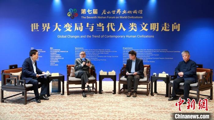 9月27日，第七屆尼山世界文明論壇首場高端對話舉行。　梁犇 攝