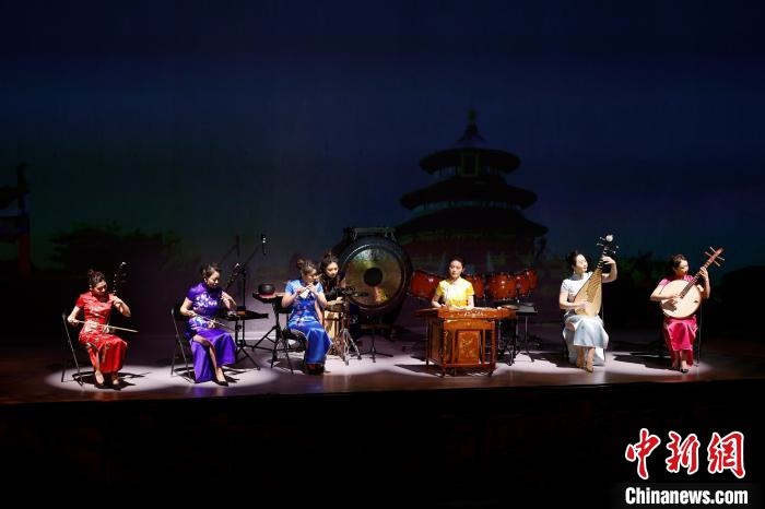 6日，“相約北京”奧林匹克文化節(jié)暨第22屆“相約北京”國(guó)際藝術(shù)節(jié)在京開幕?！?lt;a target='_blank' href='/'>中新社</a>記者 富田 攝