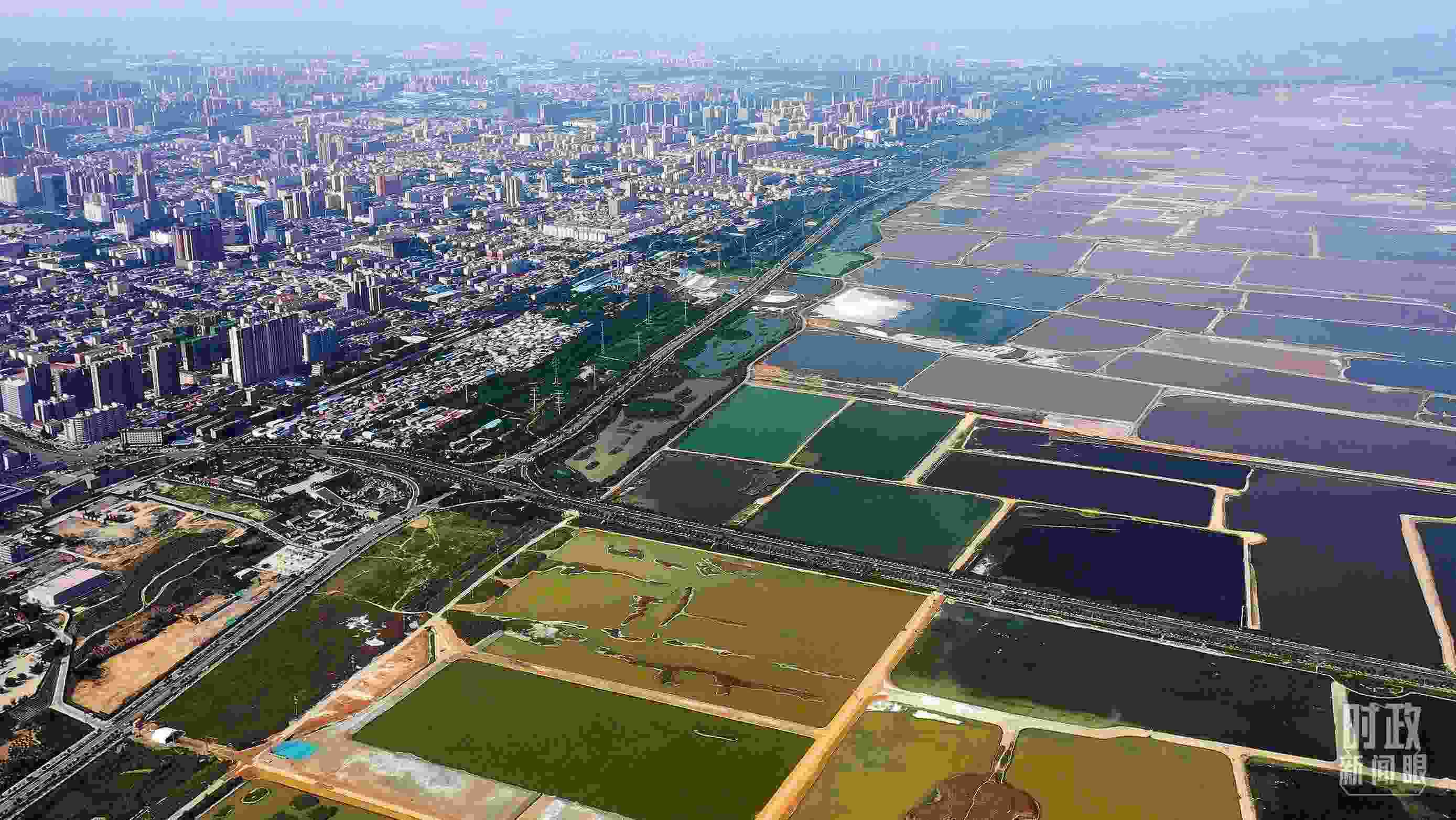 △俯瞰山西運(yùn)城。（總臺(tái)記者裴大偉、康曉宇拍攝）