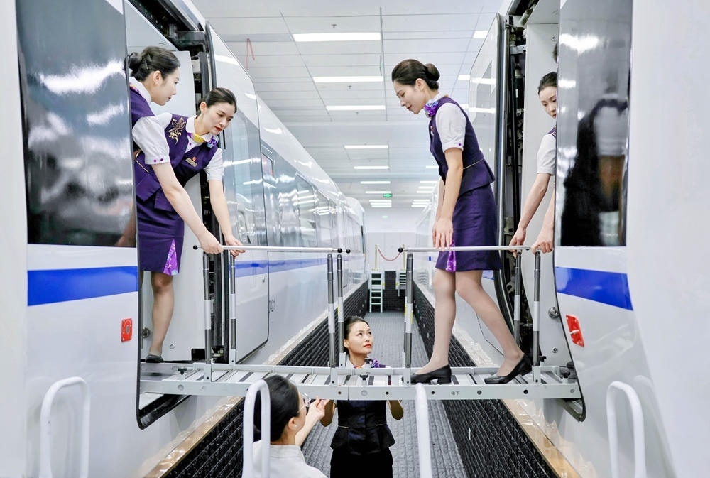 應(yīng)急處置培訓(xùn)。