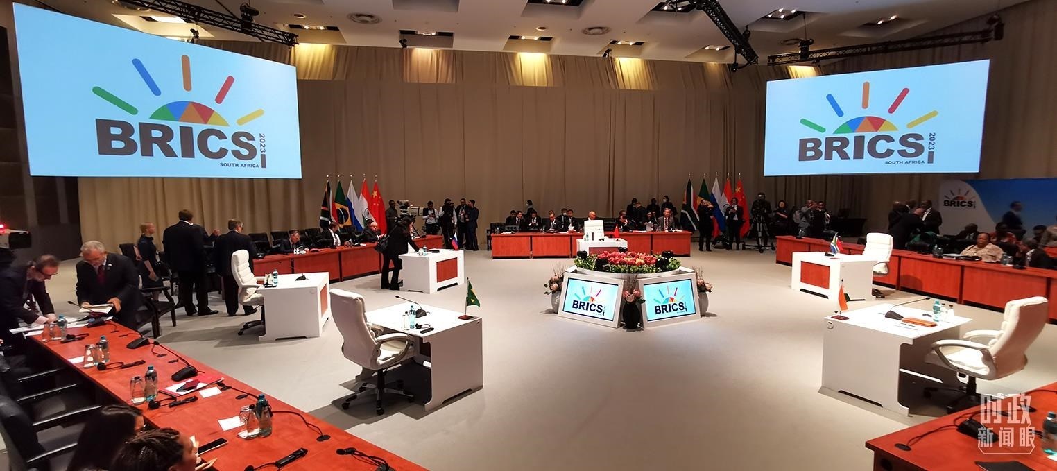 △23日上午，金磚國家領導人第十五次會晤在這里舉行。這是會晤開始前的場景。（總臺央視記者李錚拍攝）