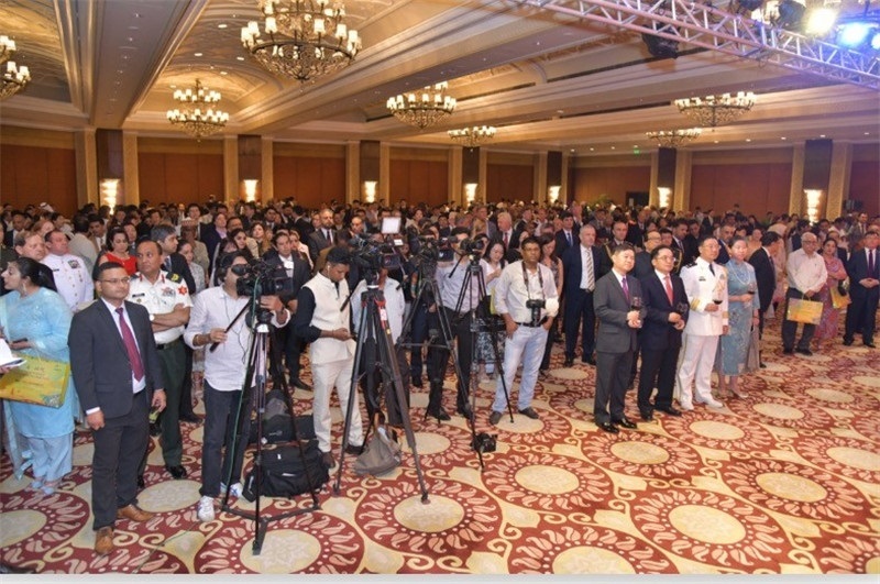 印度各界人士，各國駐印使節(jié)及外交官，中資企業(yè)、留學(xué)生和華僑華人等700余人出席招待會(huì)活動(dòng)現(xiàn)場。中國駐印度大使館供圖