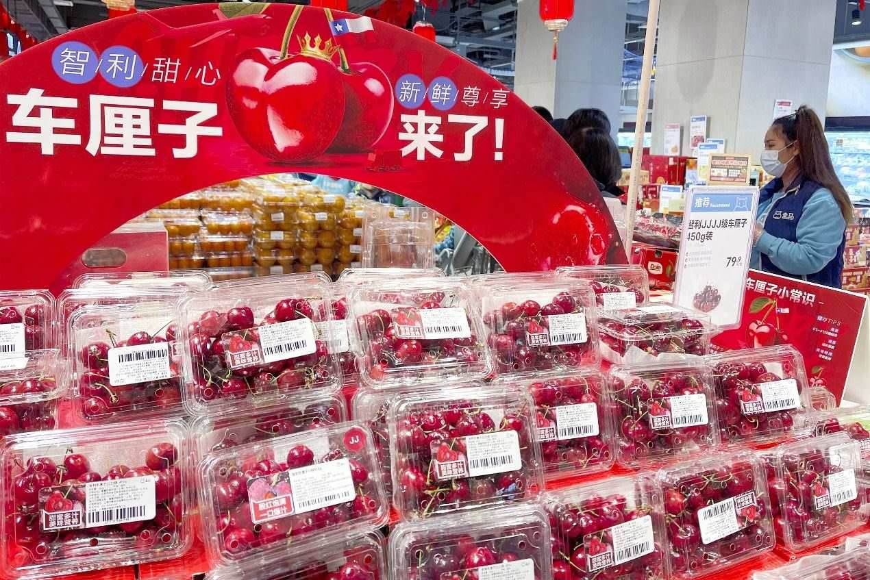 北京一家盒馬鮮生超市中智利車?yán)遄邮圪u區(qū)。來源：視覺中國