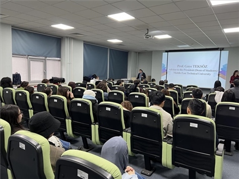 現(xiàn)場宣講中企。主辦方供圖