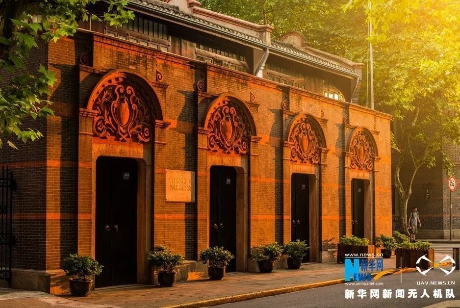 晨曦下的中共一大會址紀念館。新華網(wǎng) 吳愷 攝