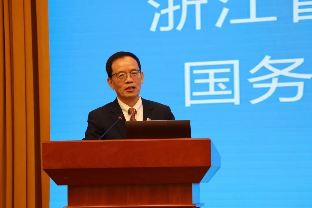 浙江省區(qū)域國(guó)別與國(guó)際傳播研究智庫(kù)聯(lián)盟首席專家、浙江師范大學(xué)非洲區(qū)域國(guó)別學(xué)學(xué)部學(xué)術(shù)委員會(huì)常務(wù)副主任劉鴻武致辭。主辦方供圖