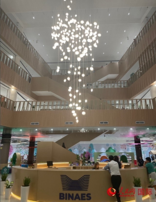 圖為中國援助薩爾瓦多國家圖書館內(nèi)景。 人民網(wǎng)記者 彭敏攝