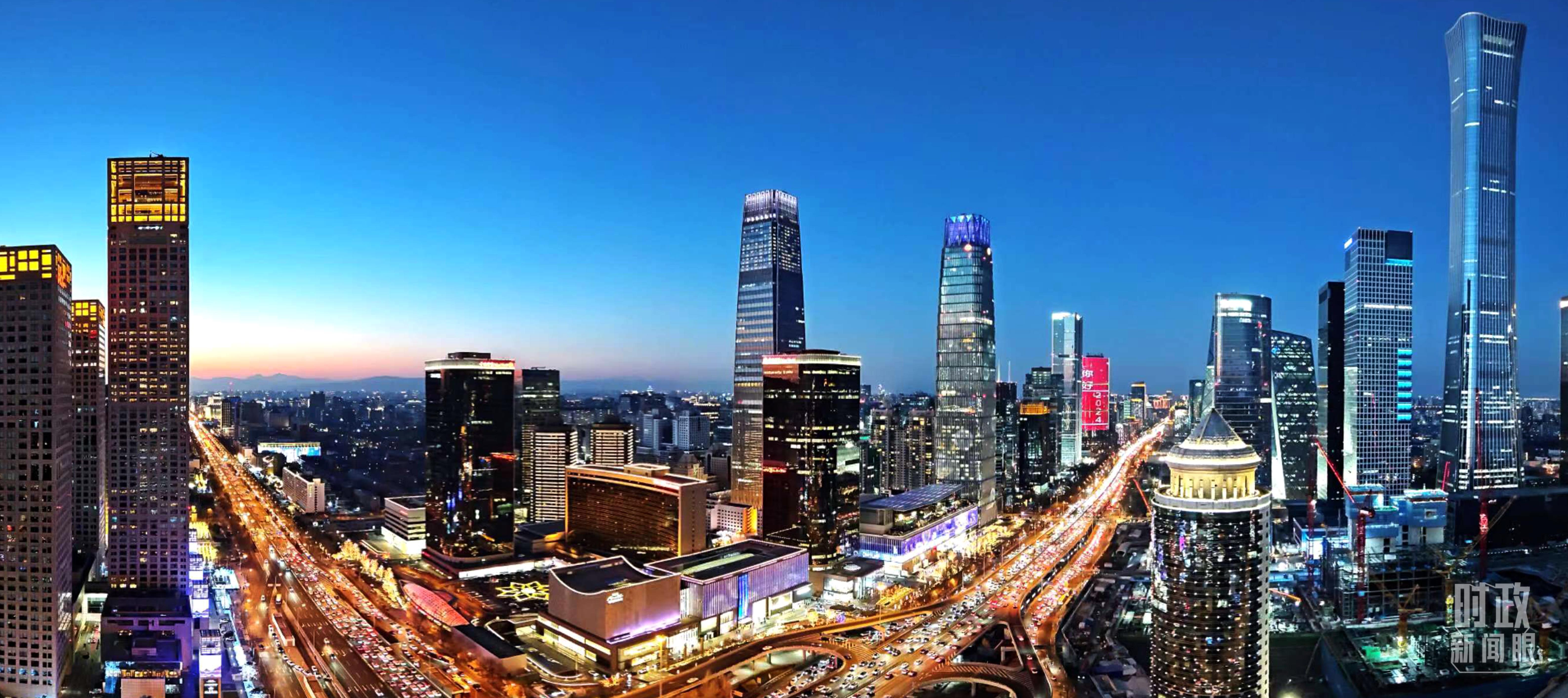 △2023年12月31日，北京CBD商圈。（總臺央視記者鐘信偉拍攝）