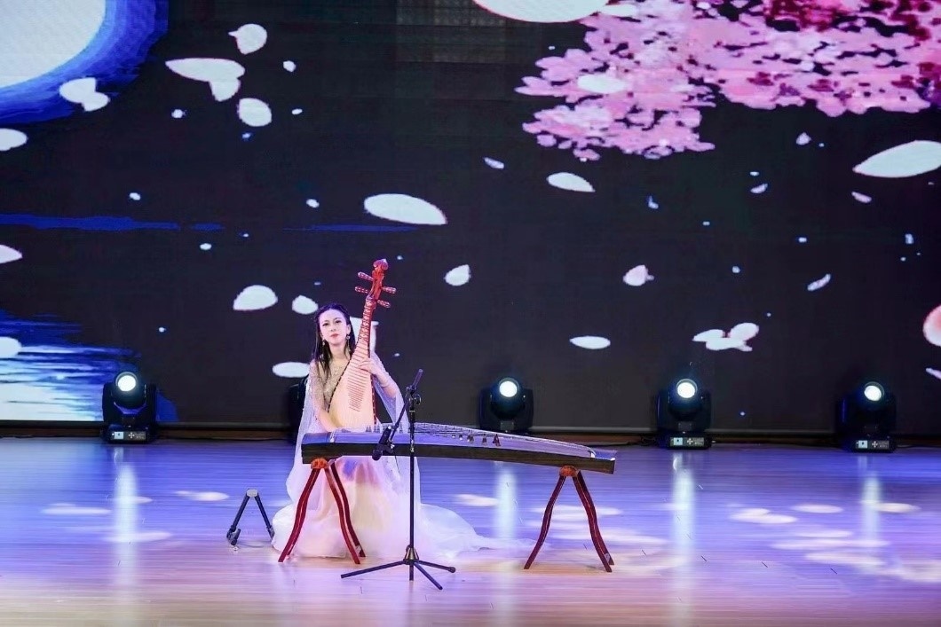 聯(lián)歡晚會(huì)現(xiàn)場。（主辦方供圖）