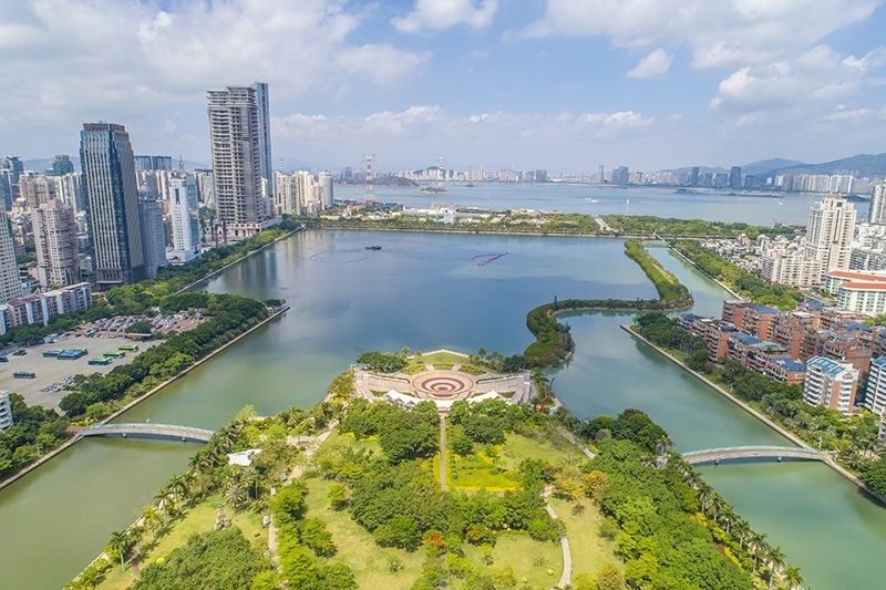 2021年5月15日，廈門，航拍筼筜湖，景色優(yōu)美。