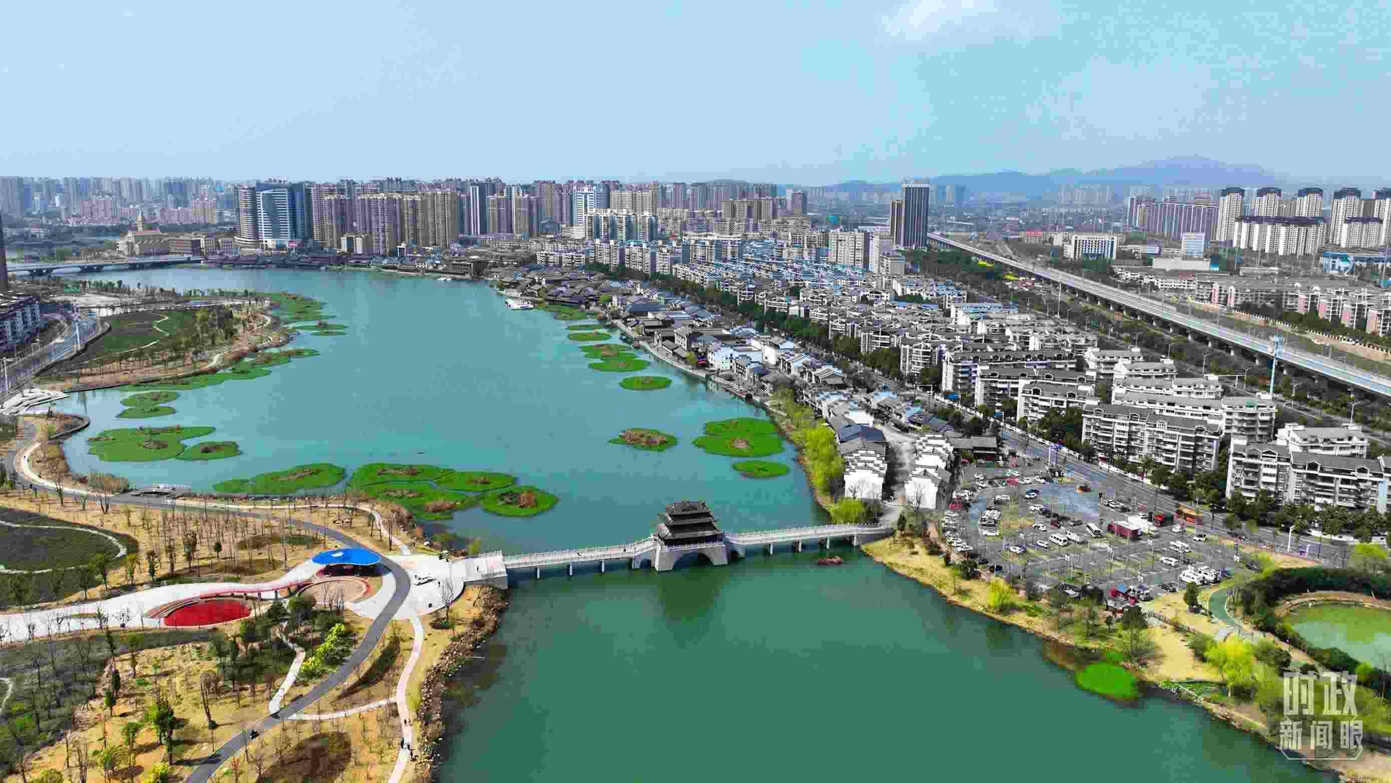 湖南常德。此次座談會前，習(xí)近平在長沙、常德兩地實地考察。（總臺央視記者范凱拍攝）