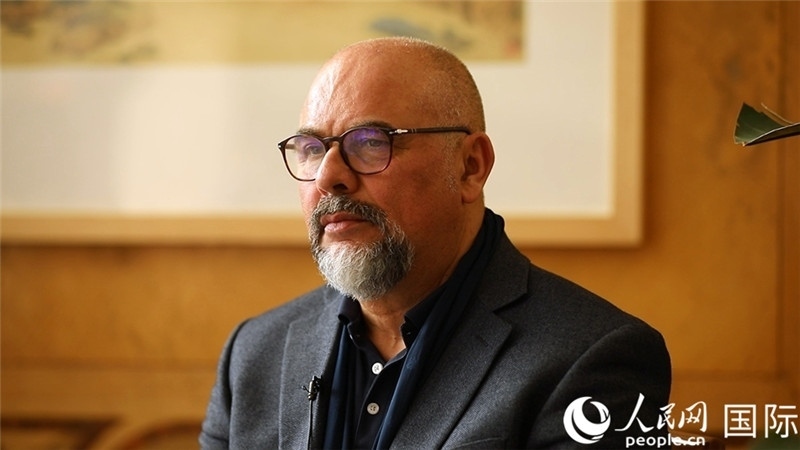 意大利陶瓷城市協(xié)會副會長保羅·馬賽蒂接受人民網(wǎng)專訪。人民網(wǎng) 劉動攝