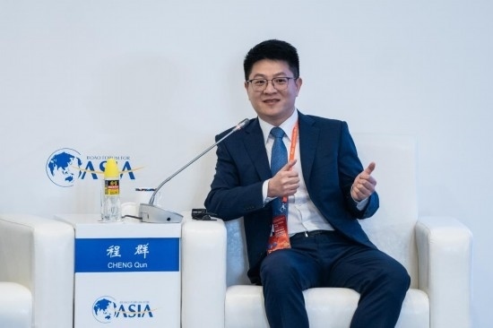 3月27日，猿輔導(dǎo)集團(tuán)副總裁、人工智能研究院院長(zhǎng)程群在分論壇上發(fā)言。新華社記者 曹夢(mèng)瑤 攝