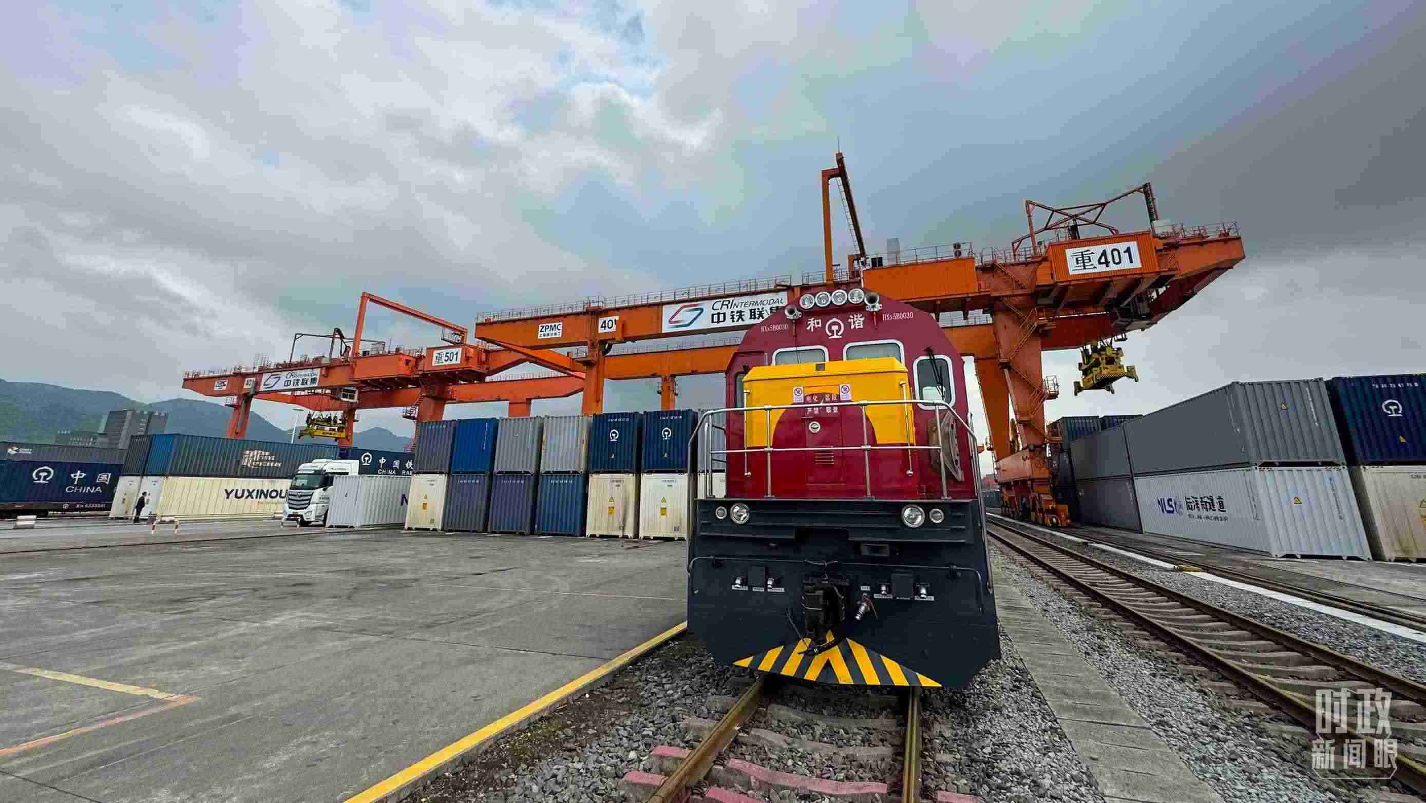 △重慶國(guó)際物流樞紐園區(qū)。（總臺(tái)央視記者許永松拍攝）