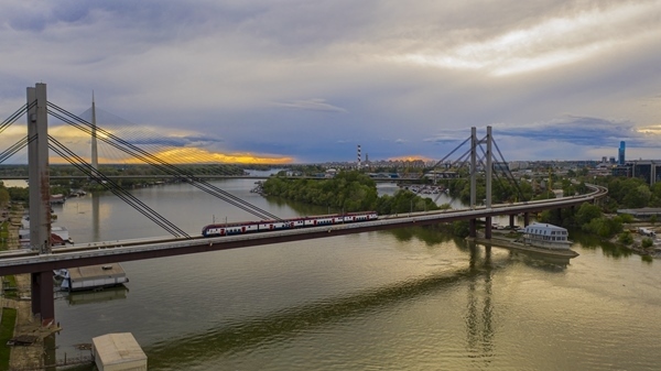 匈塞鐵路塞爾維亞境內(nèi)。中國鐵路國際有限公司供圖