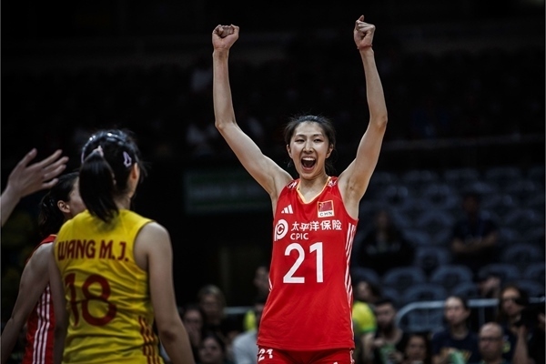 吳夢潔慶祝得分。圖片來源：國際排聯