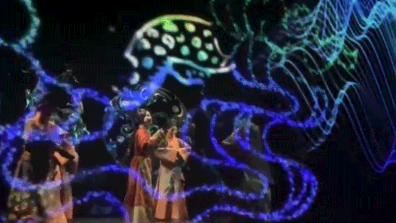 馬王堆復原動態(tài)展《一念·辛追夢》以多媒體視覺影像，為觀眾提供沉浸式視聽感受。