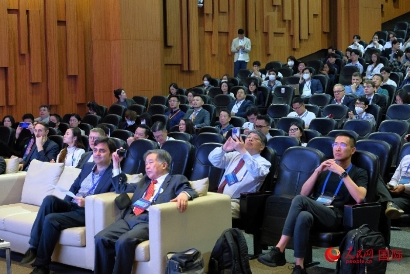 會(huì)議現(xiàn)場(chǎng)。人民網(wǎng)記者 白元琪攝