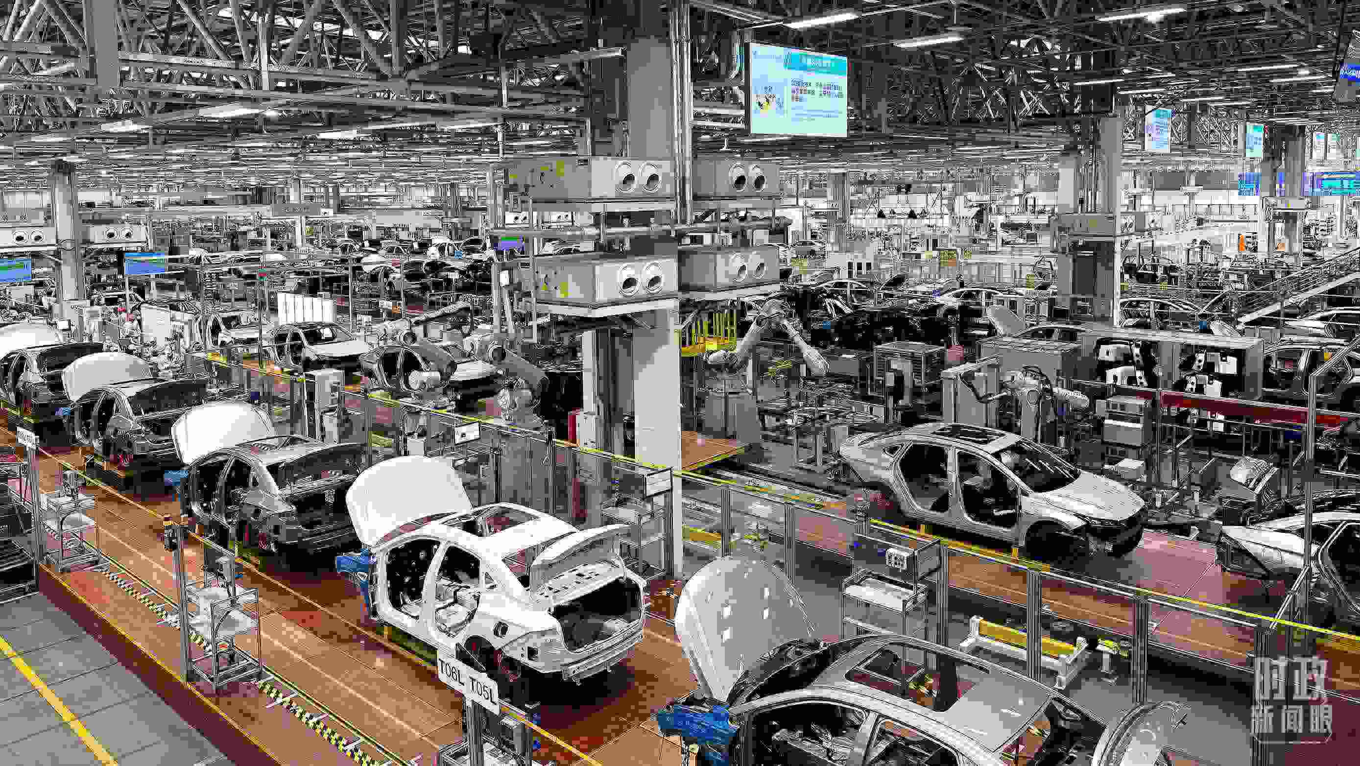 廣州廣汽埃安總裝車間智能生產線。2023年4月，習近平曾到這里考察。（總臺央視記者趙化拍攝）