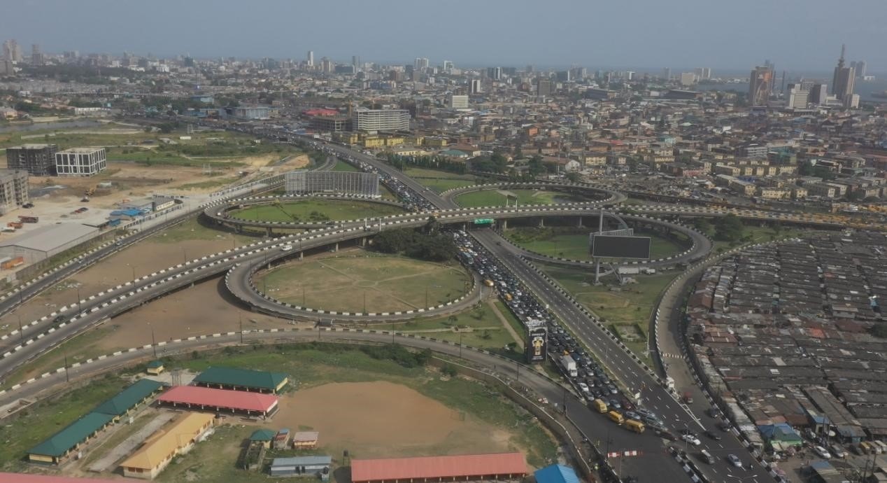 新修復的尼日利亞拉各斯三號橋鳥瞰圖。中國土木尼日利亞有限公司供圖