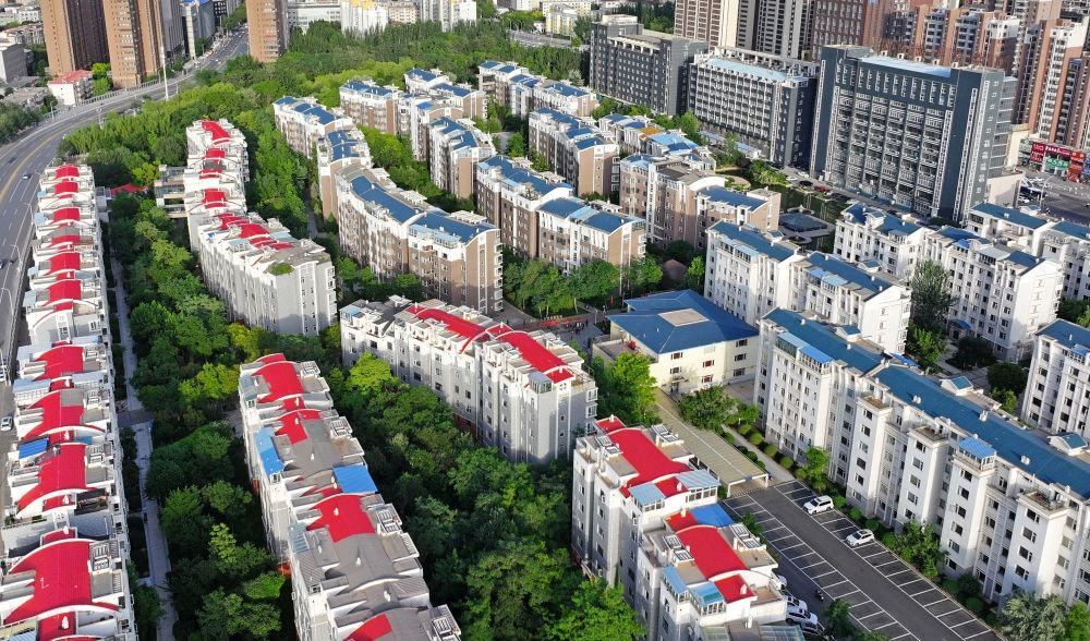 6月19日拍攝的長城花園社區(qū)（無人機(jī)照片）。