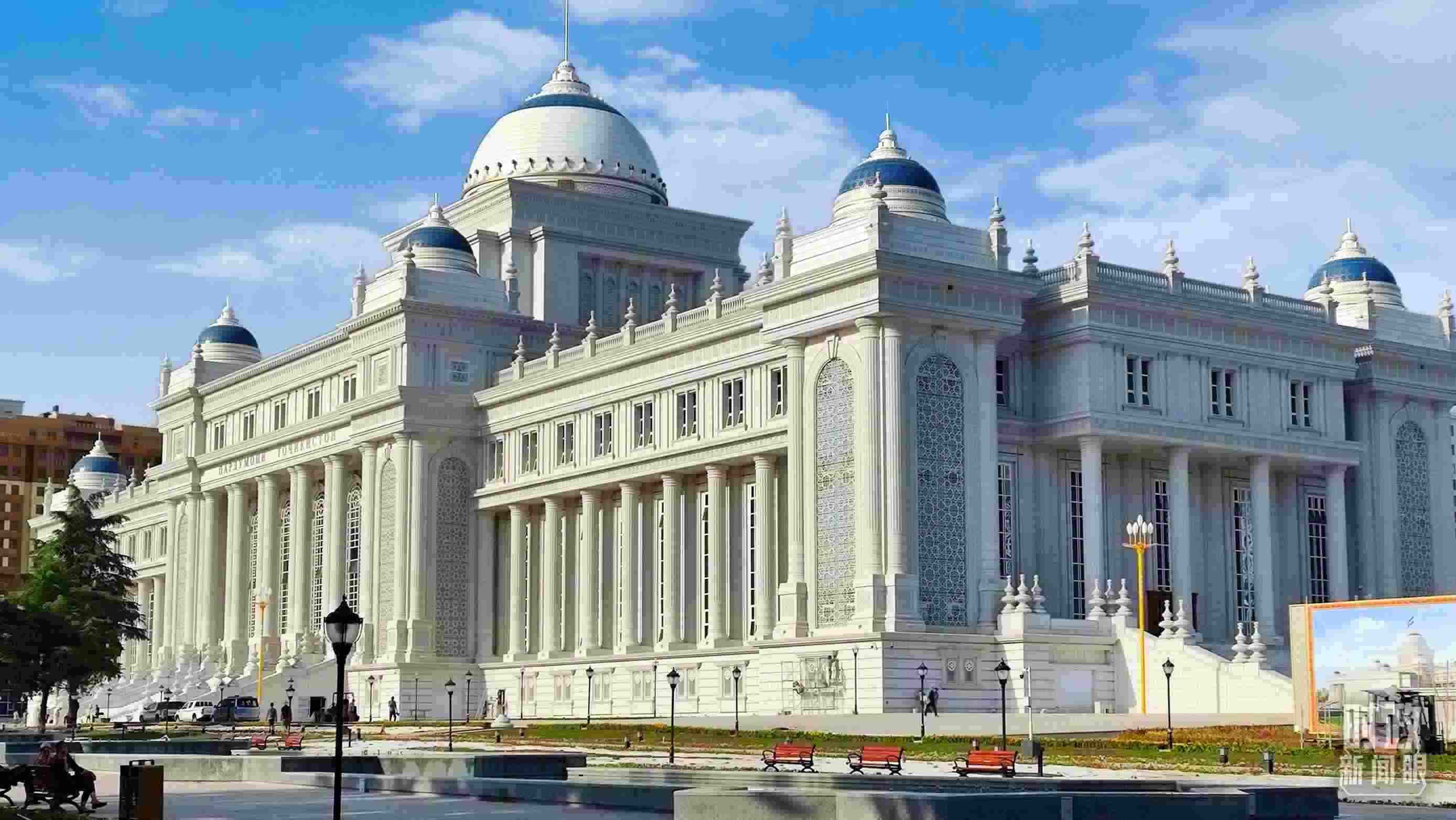 △中方援建塔議會(huì)大樓。（總臺(tái)記者員志軍拍攝）