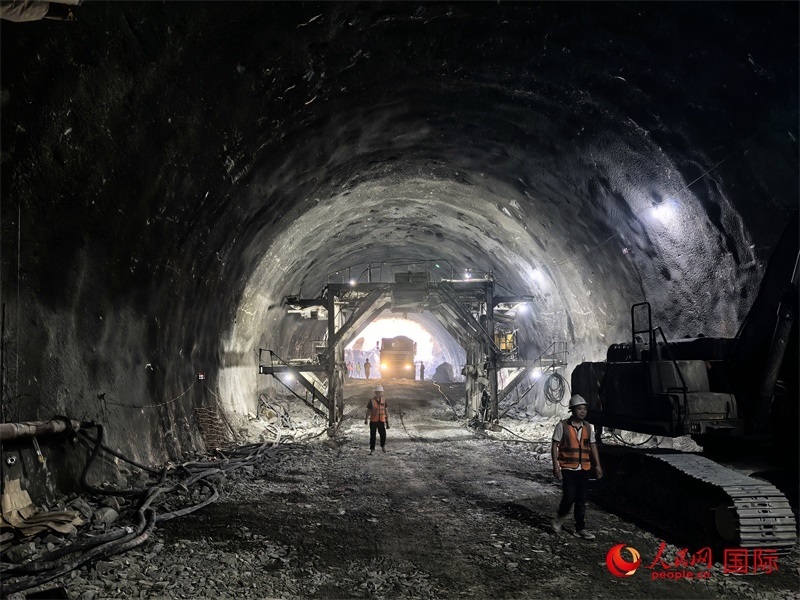 隧道施工現(xiàn)場(chǎng)圖片。人民網(wǎng) 賽義德·邁赫迪攝