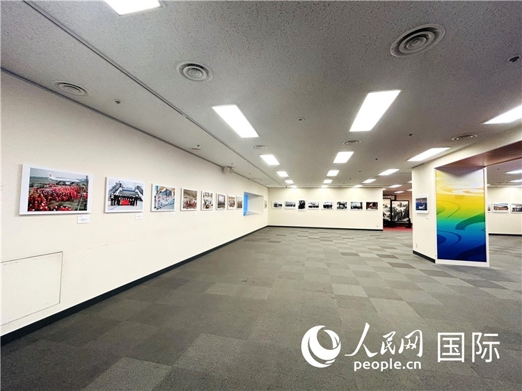 圖片展現(xiàn)場(chǎng)。人民網(wǎng) 許可攝vvvv