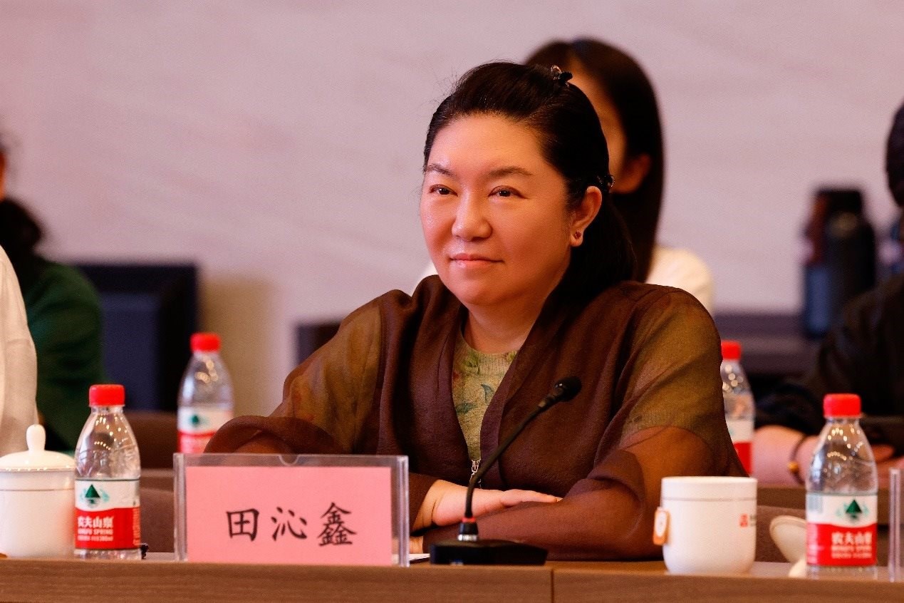 中國(guó)國(guó)家話劇院院長(zhǎng)田沁鑫。國(guó)話供圖