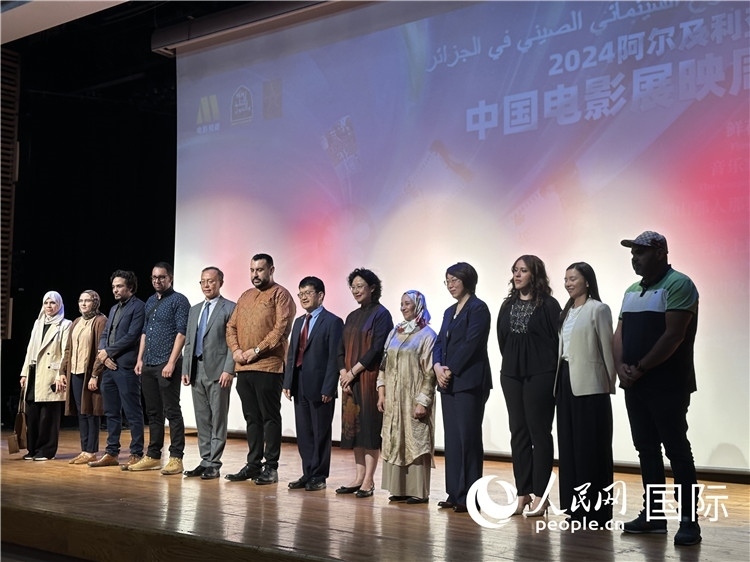 中阿兩國官員、電影行業(yè)從業(yè)者、媒體代表等出席開幕式 郝瑞敏攝