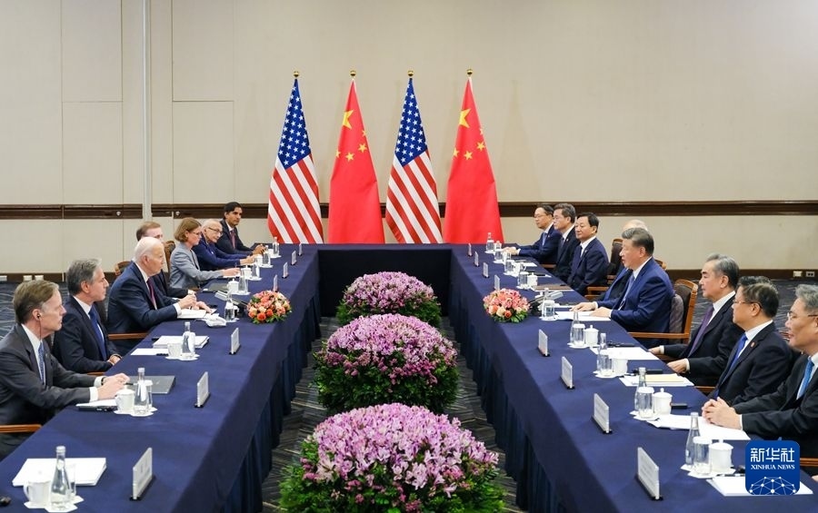 當?shù)貢r間11月16日下午，國家主席習近平在利馬同美國總統(tǒng)拜登舉行會晤。新華社記者 丁林 攝