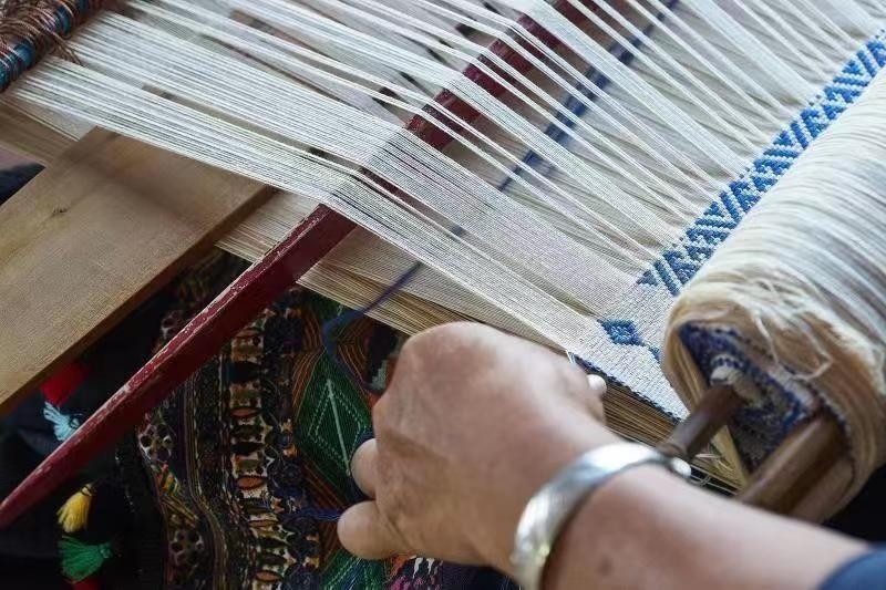 黎族傳統(tǒng)紡染織繡技藝。文化和旅游部非物質(zhì)文化遺產(chǎn)司供圖