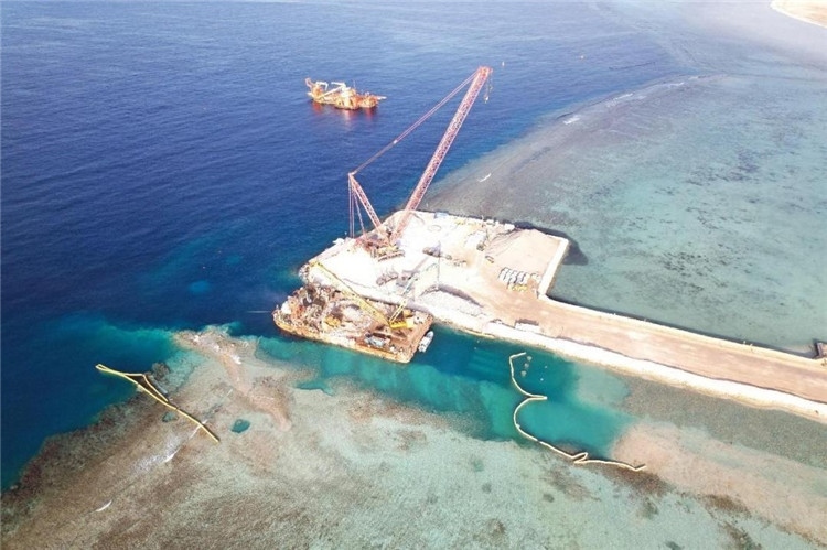 拉比格四期海水淡化項(xiàng)目取水口作業(yè)場(chǎng)景。項(xiàng)目方供圖