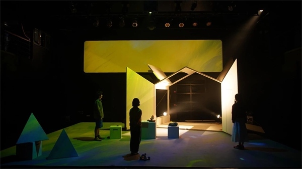 《又一道光芒》劇照。中國國家話劇院供圖