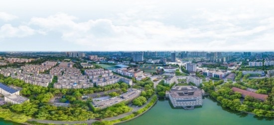 成都理工大學(xué)全景航拍圖。成都理工大學(xué)供圖