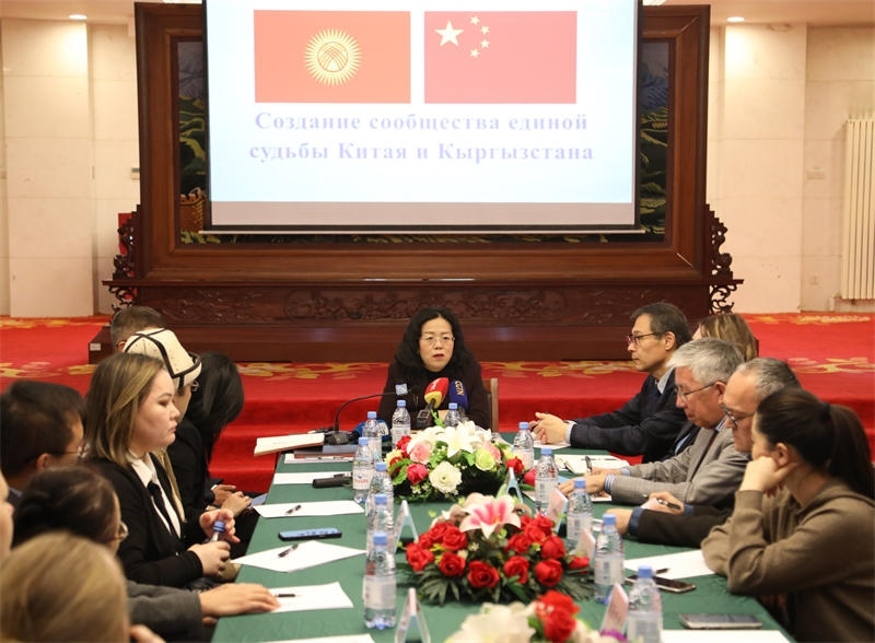 活動(dòng)現(xiàn)場(chǎng)。中國(guó)駐吉爾吉斯斯坦使館供圖