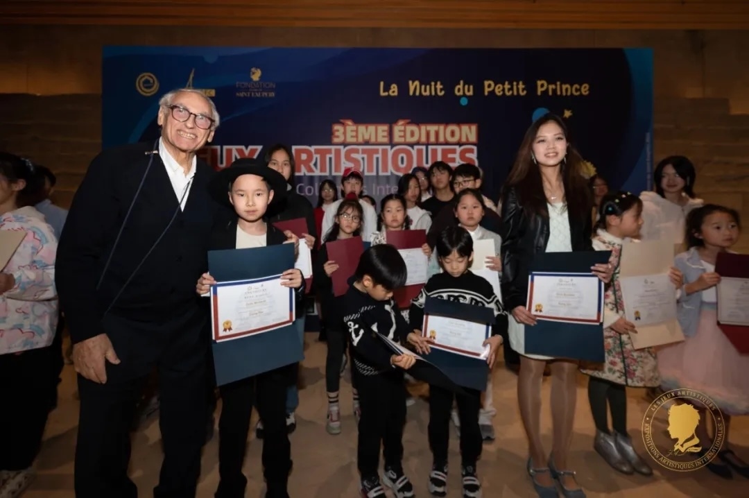 第三屆國際藝術(shù)聯(lián)創(chuàng)聯(lián)展盛大開幕。法中交流促進(jìn)會(huì)供圖