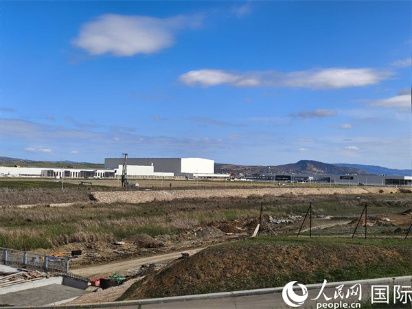 丹吉爾科技城遠眺。人民網(wǎng)記者 黃培昭攝