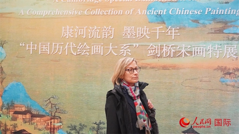 宋畫特展吸引英國(guó)學(xué)者。徐量攝