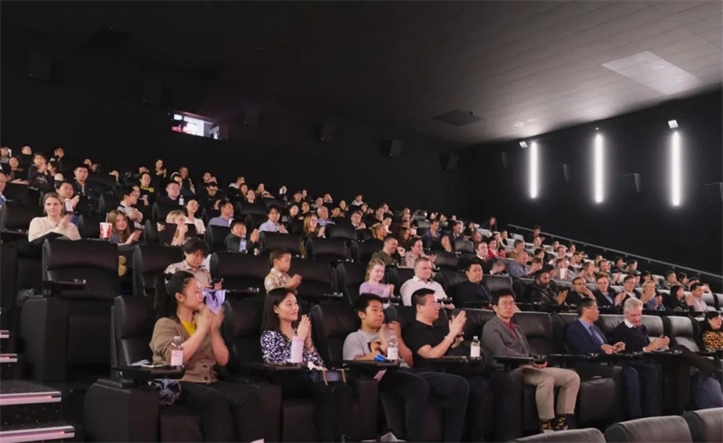 觀影現(xiàn)場(chǎng)。中國(guó)駐丹麥大使館供圖