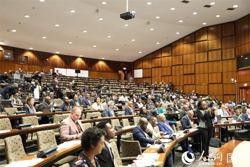 圖為對(duì)話會(huì)現(xiàn)場(chǎng)。人民網(wǎng)記者 戴楷然攝