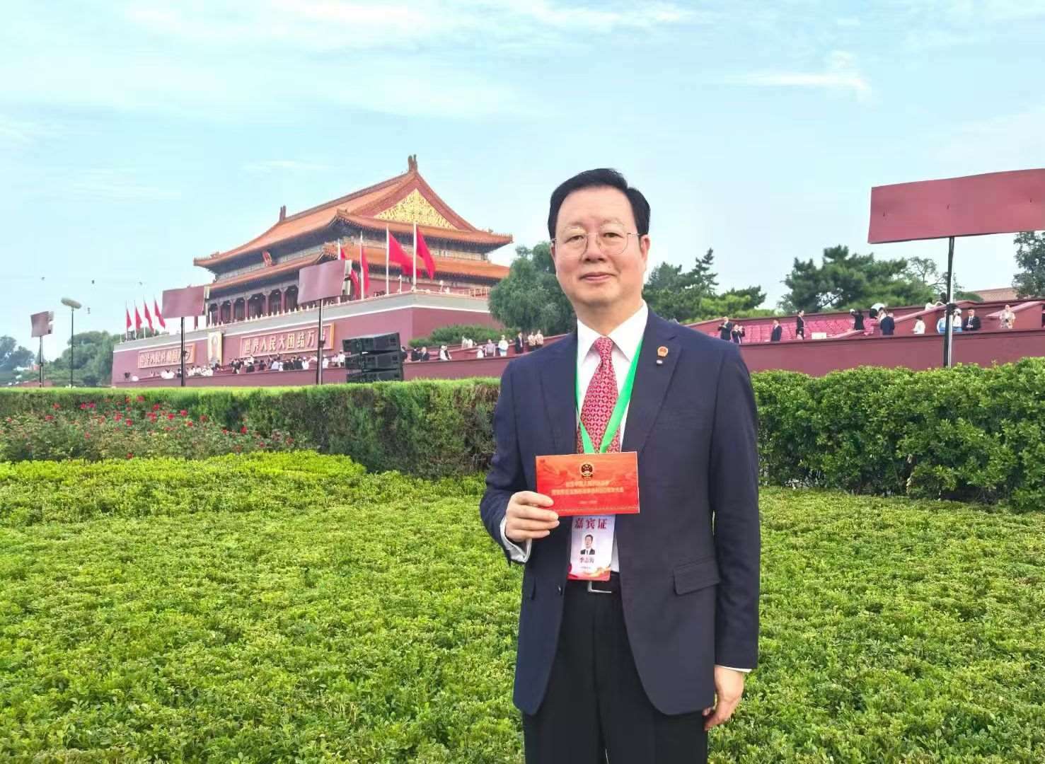 觀禮席上的嘉賓談“閱兵現(xiàn)場感”：不忘歷史，干好實(shí)事